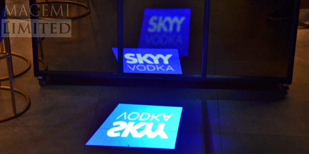 трафаретна гобо проекція дублююча вивіска 1